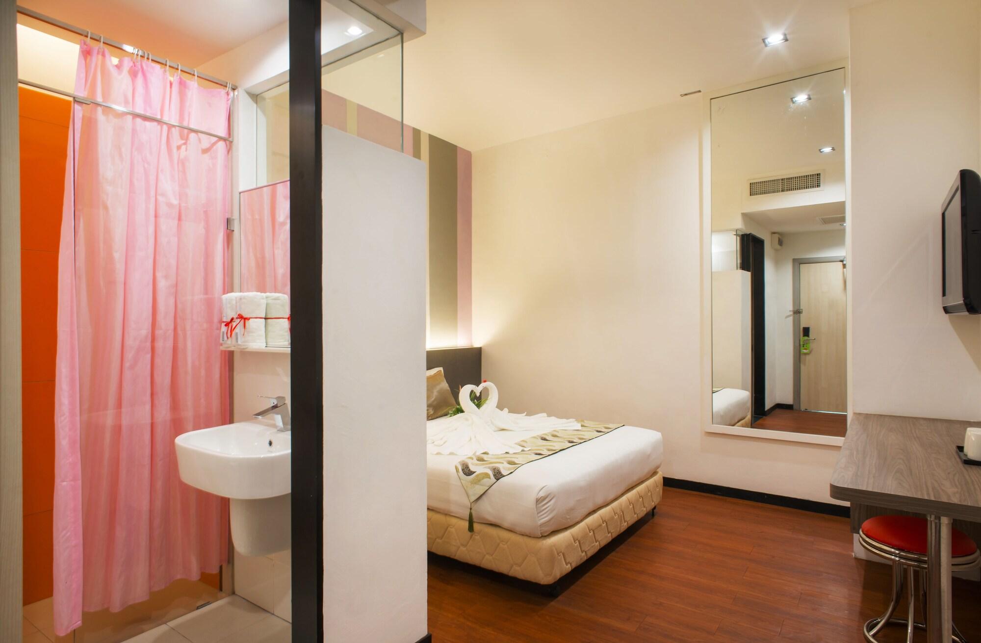 Yan Hotel George Town Exterior photo